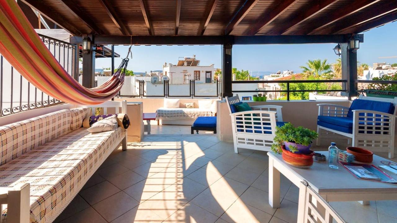 La Luna Hostel Bodrum Exterior foto